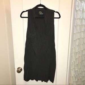 Planet Blue long tank top - NWOT never worn